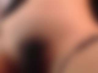 Live cam show with Maia Reficco - Squirt on live18s.com
