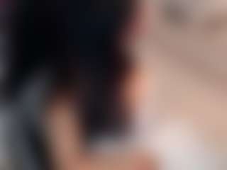 Live cam show with Maia Reficco - Petite on crypto-cams