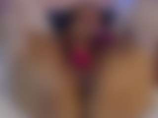 Live cam show with Maia Reficco - Petite Young Adult on sexylive.show