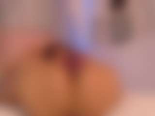Maia Reficco's Live Sex Cam Show