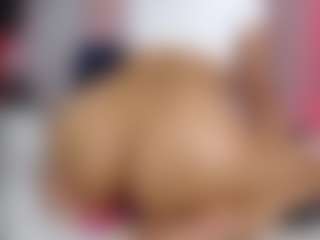 Maia Reficco's Live Sex Cam Show
