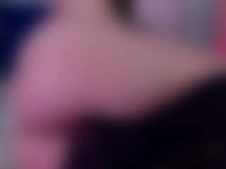 Maia Reficco's Live Sex Cam Show