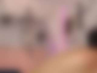 Live cam show with Maia Reficco - Athletic Teen (18+) on Camsoda