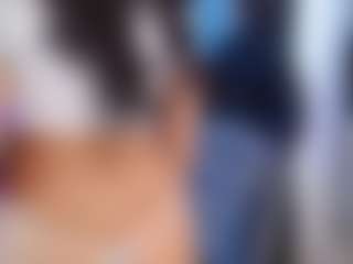 Maia Reficco's Live Sex Cam Show