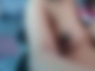 Live cam show with Maia Reficco - Brown Hair on slutload