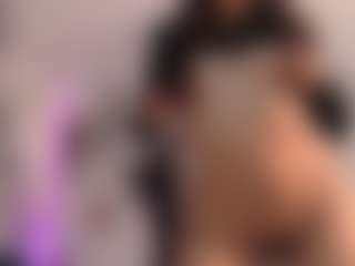 Maia Reficco's Live Sex Cam Show