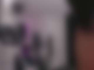 Live cam show with Maia Reficco - Brown Hair on Cam Slut