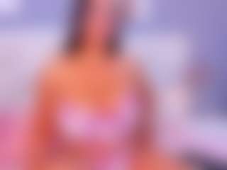 Live cam show with VALERY DUGLASS - Public on alttransgirls