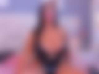 VALERY DUGLASS's Live Sex Cam Show