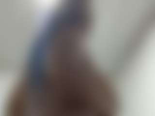 VALERY DUGLASS's Live Sex Cam Show