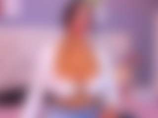 VALERY DUGLASS's Live Sex Cam Show