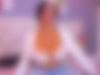 VALERY DUGLASS's Live Sex Cam Show