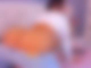 VALERY DUGLASS's Live Sex Cam Show