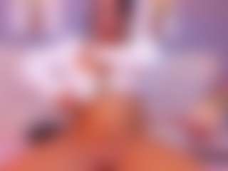 VALERY DUGLASS's Live Sex Cam Show