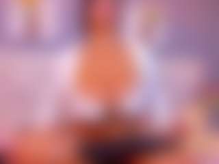 VALERY DUGLASS's Live Sex Cam Show
