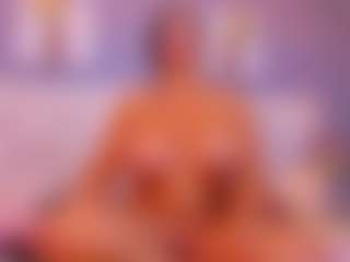 VALERY DUGLASS's Live Sex Cam Show
