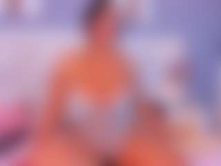 VALERY DUGLASS's Live Sex Cam Show