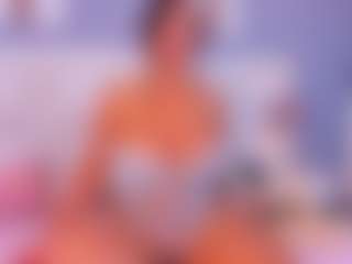 VALERY DUGLASS's Live Sex Cam Show