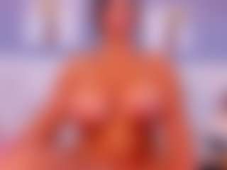 VALERY DUGLASS's Live Sex Cam Show