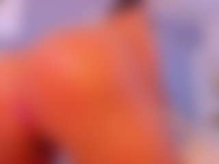 VALERY DUGLASS's Live Sex Cam Show
