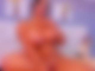 VALERY DUGLASS's Live Sex Cam Show