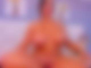 VALERY DUGLASS's Live Sex Cam Show