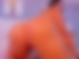 VALERY DUGLASS's Live Sex Cam Show