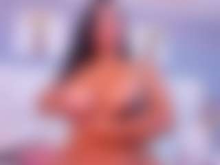 VALERY DUGLASS's Live Sex Cam Show