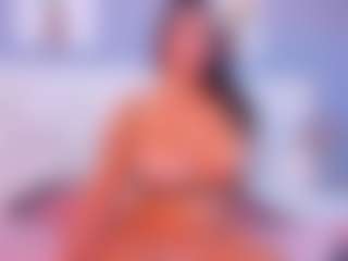 VALERY DUGLASS's Live Sex Cam Show