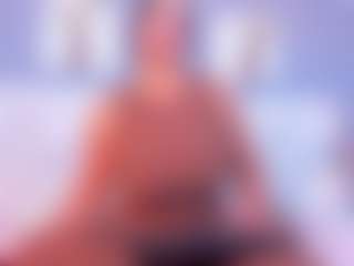 VALERY DUGLASS's Live Sex Cam Show