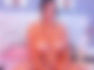 VALERY DUGLASS's Live Sex Cam Show