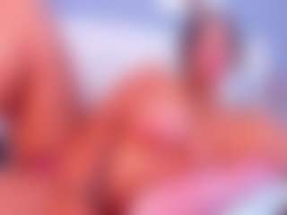 VALERY DUGLASS's Live Sex Cam Show