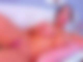 VALERY DUGLASS's Live Sex Cam Show