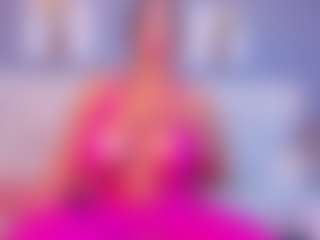 VALERY DUGLASS's Live Sex Cam Show