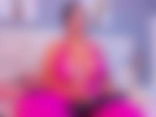 VALERY DUGLASS's Live Sex Cam Show