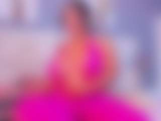 VALERY DUGLASS's Live Sex Cam Show