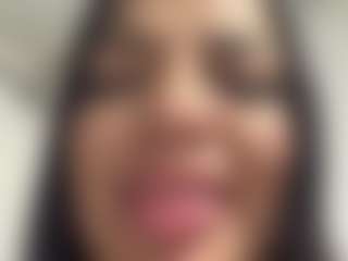 VALERY DUGLASS's Live Sex Cam Show