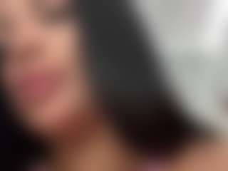 VALERY DUGLASS's Live Sex Cam Show