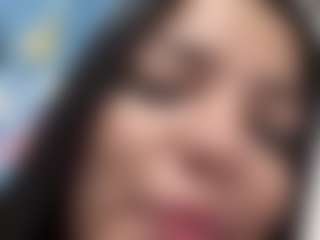 VALERY DUGLASS's Live Sex Cam Show