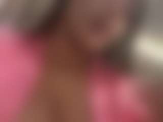 VALERY DUGLASS's Live Sex Cam Show