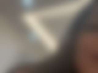 VALERY DUGLASS's Live Sex Cam Show