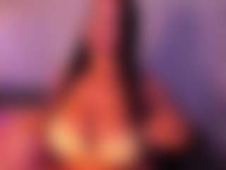 VALERY DUGLASS's Live Sex Cam Show