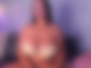 VALERY DUGLASS's Live Sex Cam Show