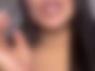 VALERY DUGLASS's Live Sex Cam Show
