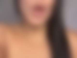VALERY DUGLASS's Live Sex Cam Show
