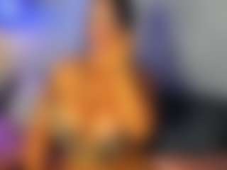 VALERY DUGLASS's Live Sex Cam Show