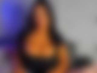 VALERY DUGLASS's Live Sex Cam Show