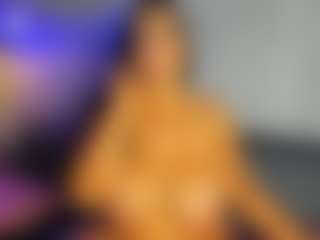 VALERY DUGLASS's Live Sex Cam Show