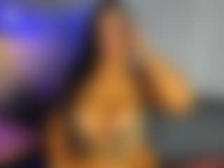 VALERY DUGLASS's Live Sex Cam Show