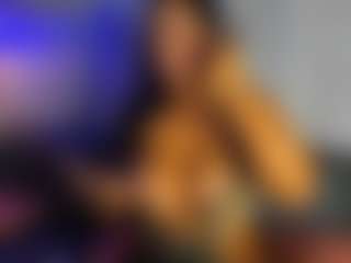VALERY DUGLASS's Live Sex Cam Show